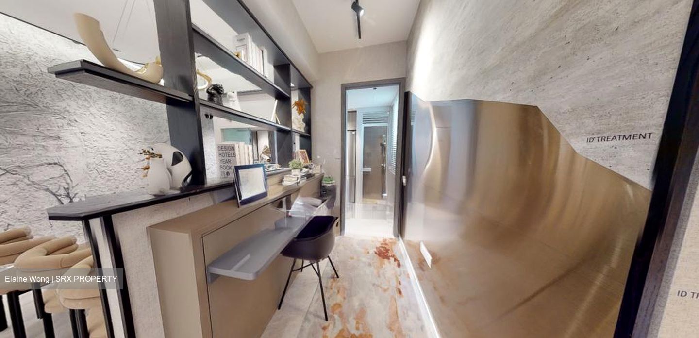 Lakeside Tower (D22), Apartment #512314761